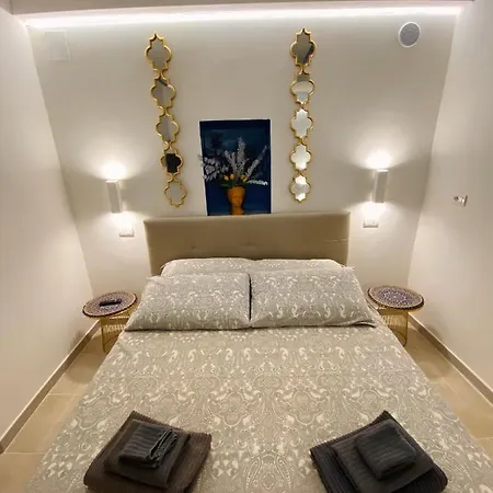 Le Statuine Dimore Diffuse Bed & Breakfast Barletta