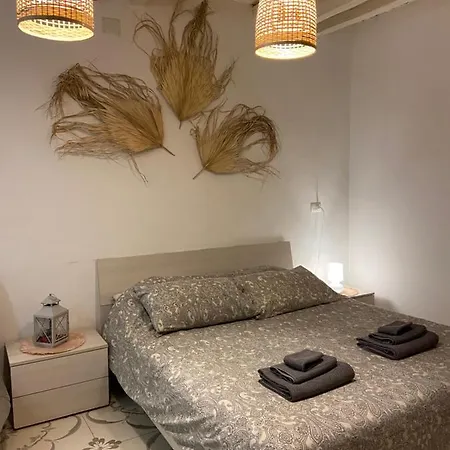 Le Statuine Bed & Breakfast