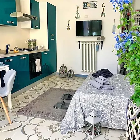 Le Statuine Dimore Diffuse Bed & Breakfast Barletta