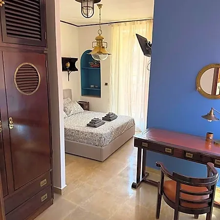 Le Statuine Dimore Diffuse Bed & Breakfast Barletta