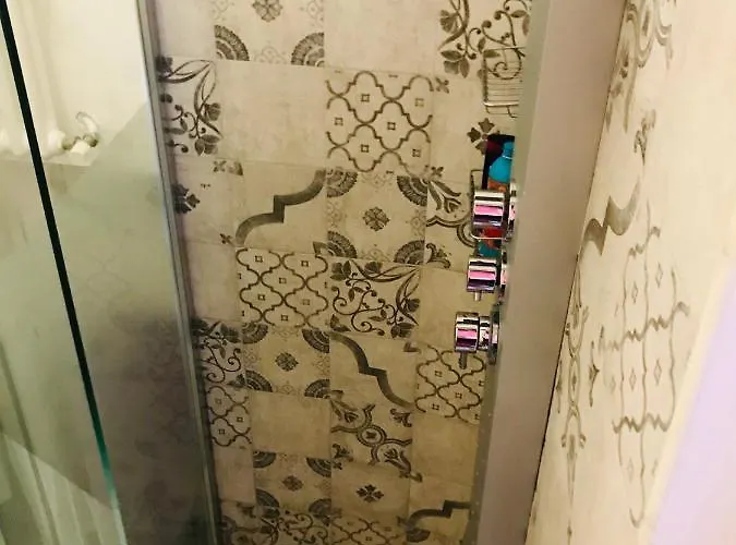 Le Statuine Dimore Diffuse Bed & Breakfast 3*